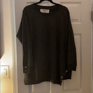 The Sweatshirt Project Gray Sweatshirt